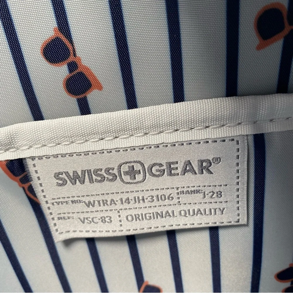 SWISSGEAR Backback Bag Laptop 3576 Artz Dr Patches‎ Blue Lined School Comfy Zip